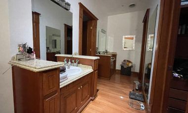 Residencia ÚNICA para Venta en Fraccionamiento Calle Valle Alto 6517, Lomas del Valle, de la Ciudad de Chihuahua.
