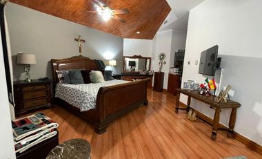 Residencia ÚNICA para Venta en Fraccionamiento Calle Valle Alto 6517, Lomas del Valle, de la Ciudad de Chihuahua.