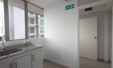 Oficina en arriendo en Alto Prado.