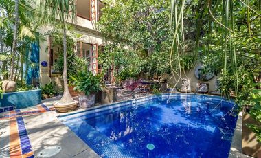Casa de la Iguana - Lomas de Cuernavaca - Burgos