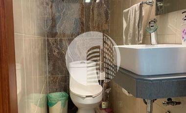 CASA RECIEN REMODELADA SE PUEDE VENDER AMUEBLADA.