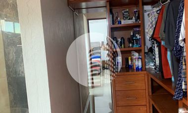 CASA RECIEN REMODELADA SE PUEDE VENDER AMUEBLADA.