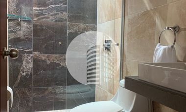 CASA RECIEN REMODELADA SE PUEDE VENDER AMUEBLADA.