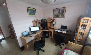 LINDA CASA DE OPORTUNIDAD A LA VENTA SECTOR ESPE DEL VALLE