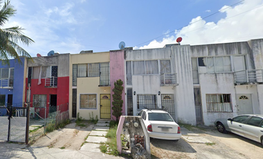 Casa en Venta en Remate, La Isla Quintana Roo
