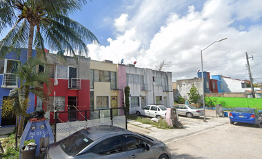 Casa en Venta en Remate, La Isla Quintana Roo