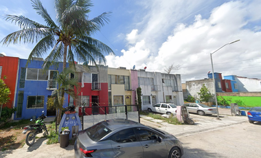 Casa en Venta en Remate, La Isla Quintana Roo