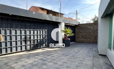CASA EN EXCELENTE UBICACIÓN TODO EN UN SOLO PISO