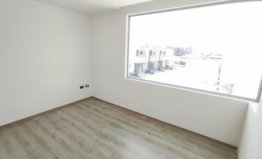 ✅VENTA DE HERMOSA CASA DOS PLANTAS CON PARQUEO FRONTAL - CRÉDITO VIP. BELLAVISTA DE CALDERON.