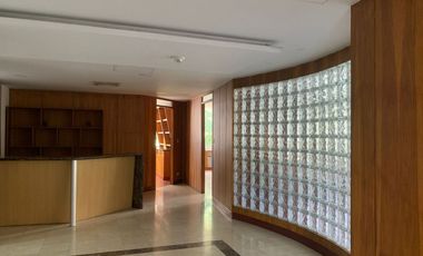 45918 Oficina en venta en el sector Manila