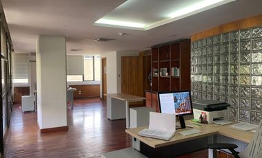 45918 Oficina en venta en el sector Manila