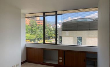 45918 Oficina en venta en el sector Manila