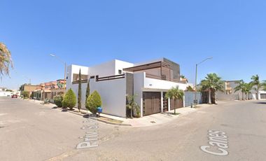 Venta de Hermosa Casa, Col. Montecarlo, Obregón, Sonora.