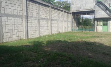 SE VENDE EXCELENTE BODEGA EN EL TEJAR