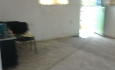 SE VENDE EXCELENTE BODEGA EN EL TEJAR