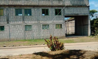 SE VENDE EXCELENTE BODEGA EN EL TEJAR