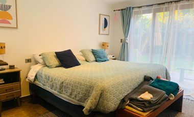 Casa En Venta. Las Condes. 4 Dormitorios y 4 Baños