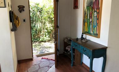 Casa En Venta. Las Condes. 4 Dormitorios y 4 Baños