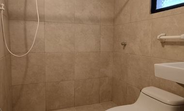 VENDO CASA RENTERA 100% RENTADA (8% DE RENTABILIDAD ANUAL)