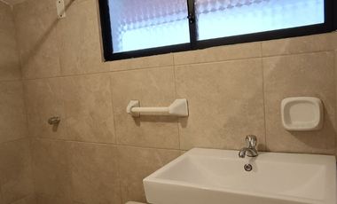 VENDO CASA RENTERA 100% RENTADA (8% DE RENTABILIDAD ANUAL)
