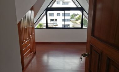 VENDO CASA RENTERA 100% RENTADA (8% DE RENTABILIDAD ANUAL)