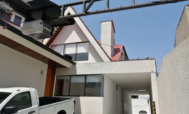 VENDO CASA RENTERA 100% RENTADA (8% DE RENTABILIDAD ANUAL)