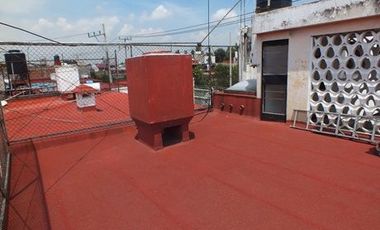 AMPLIA CASA EN LINDAVISTA