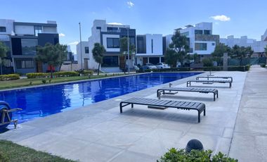 CASA EN VENTA EN VALLE IMPERIAL ZAPOPAN