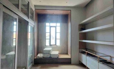 Gedung baru strategis Tukad Unda Renon Denpasar Bali