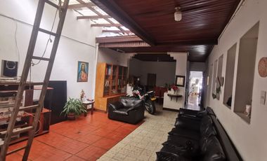 CASA EN VENTA MEDELLIN SECTOR LA AMERICA