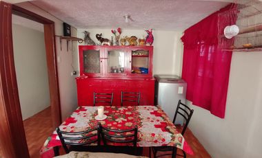 Oportunidad Única: Encantadora Casa Rentera con Patio y Garaje y 3 Departamentos, ¡Ideal para Invertir!