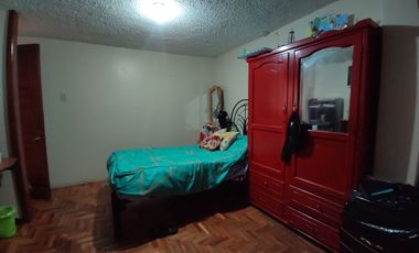 Oportunidad Única: Encantadora Casa Rentera con Patio y Garaje y 3 Departamentos, ¡Ideal para Invertir!