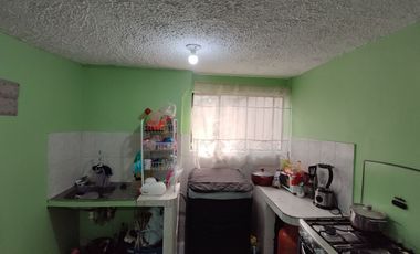 Oportunidad Única: Encantadora Casa Rentera con Patio y Garaje y 3 Departamentos, ¡Ideal para Invertir!