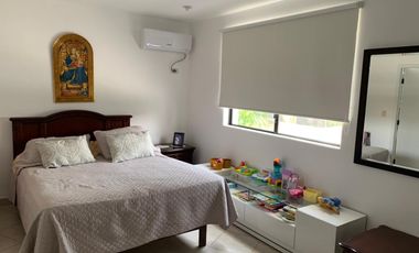 VIA SAMBORONDON, ALQUILO LINDA CASA 3 DORMITORIOS AMOBLADA