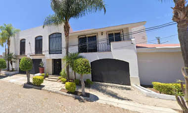 Casa en Venta ubicada en Fracc. Los granados, Acatlan de Juarez, Jalisco