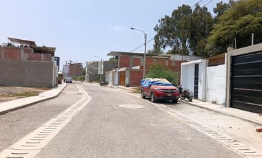 Terreno En Venta En Urbanización Las Palmeras: ¡Construye Tu Sueño!