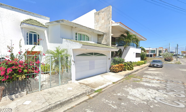 ¡ Hermosa Casa A Precio De Remate ! C. Sardina 219, Costa De Oro, 94299 Veracruz, Ver.