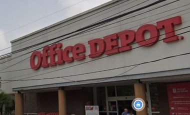 ¡¡Invierte Inteligente, Compra en Remate !! Venta de Casa en Zona de Alta Plusvalía, Col. Lomas Bulevares, Tlalnepantla, EDO MEX.