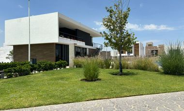 HERMOSO TERRENO UBICADO EN  VALLE IMPERIAL, COTO IMPERIO SUECO