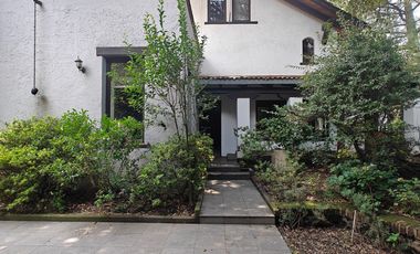 CASA EN VENTA EN PRIVADA VALLE DE LOS SAUCES, OCOYOACAC