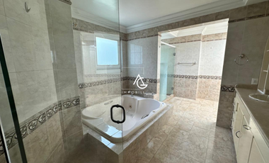RESIDENCIA EN RENTA, CLUB DE GOLF VALLESCONDIDO