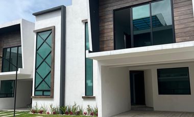 CASA EN VENTA EN METEPEC