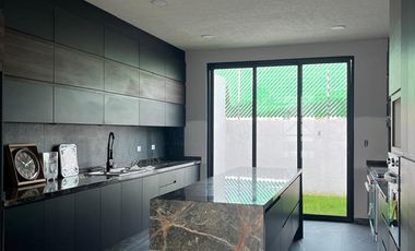 CASA EN VENTA EN METEPEC