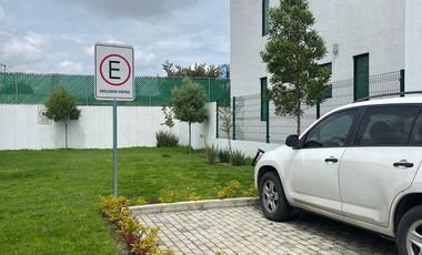CASA EN VENTA EN METEPEC