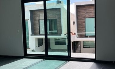 CASA EN VENTA EN METEPEC