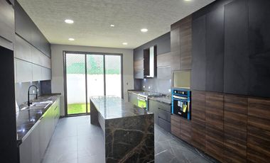 CASA EN VENTA EN METEPEC