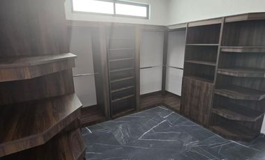 CASA EN VENTA EN METEPEC