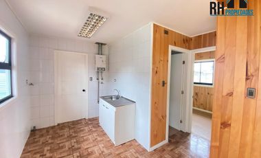 Casa en Arriendo con Amplio Patio y Bodega en Villa Santa Luisa, Temuco