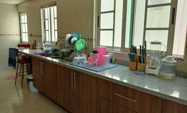 CASA EN VENTA CON ESPLENDIDO JARDIN Y CUATRO RECAMARAS CERCANA A AVE. TECNOLOGICO EN METEPEC