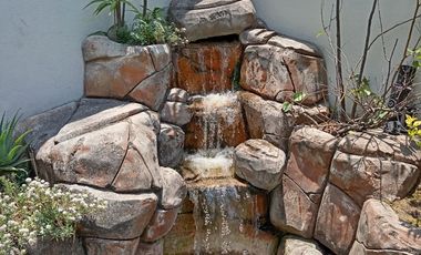 CASA EN VENTA CON ESPLENDIDO JARDIN Y CUATRO RECAMARAS CERCANA A AVE. TECNOLOGICO EN METEPEC